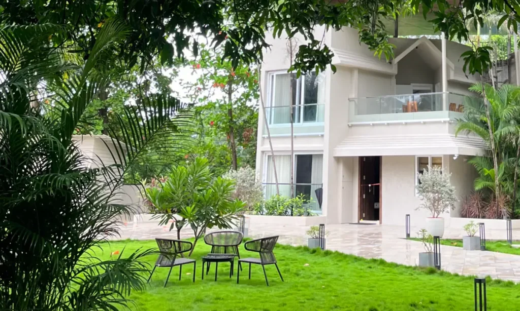 Corporate Offsites in Karjat: Villas with Pool & Lawn for Team Retreats